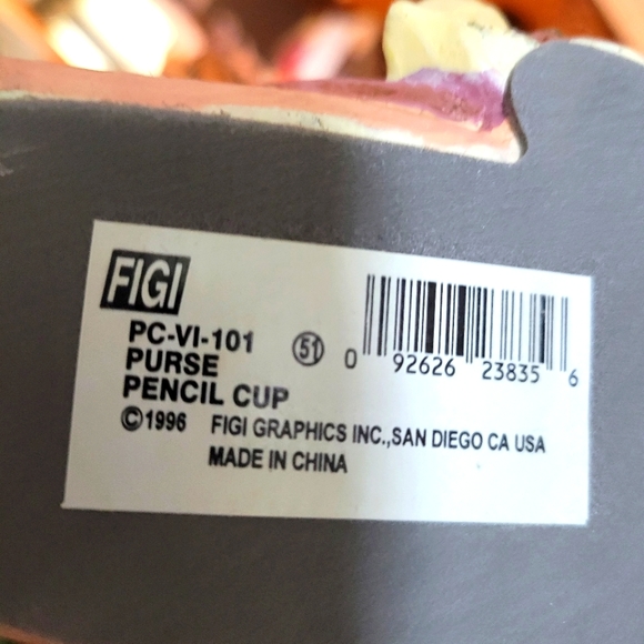 Vintage Pencil Cup - Picture 3 of 3